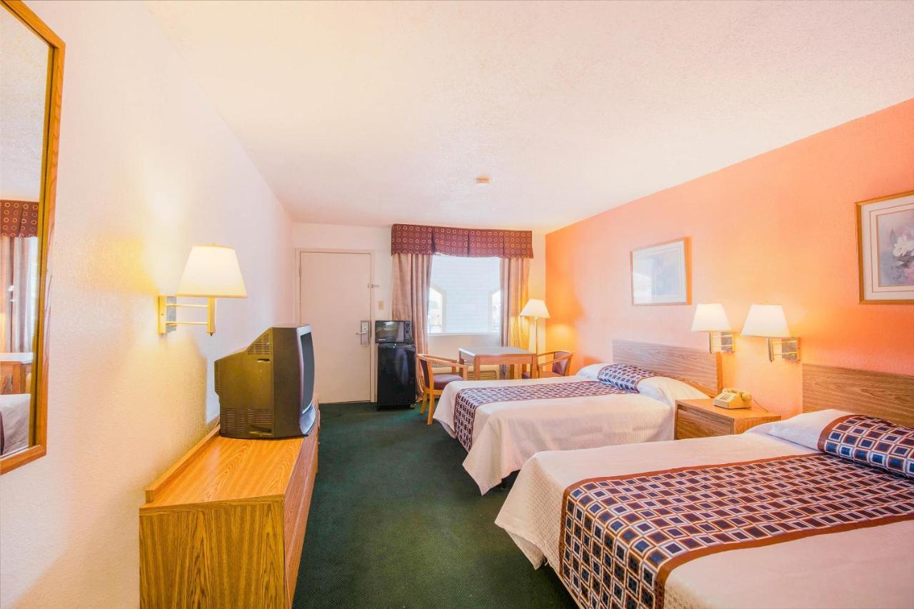 Hotel O Houston East Channelview I-10 Zewnętrze zdjęcie