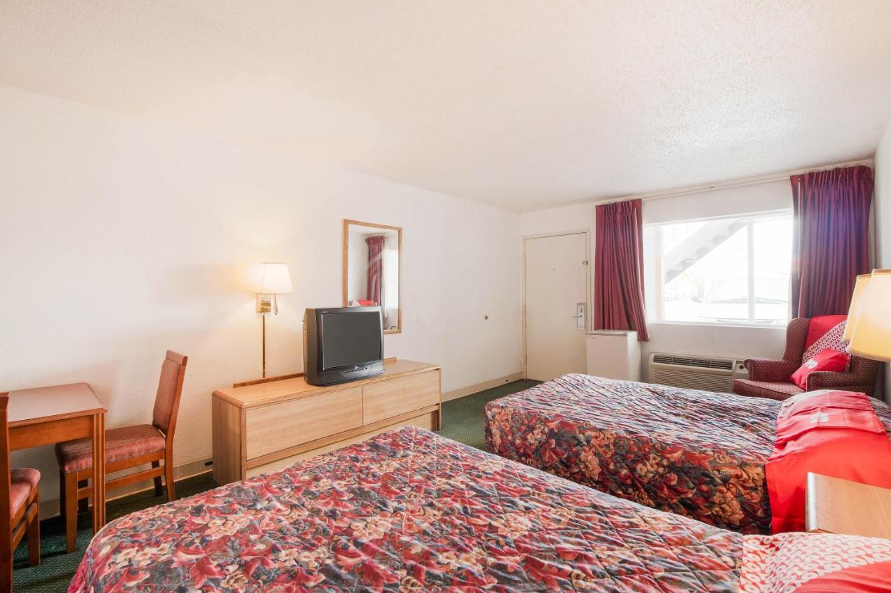 Hotel O Houston East Channelview I-10 Zewnętrze zdjęcie